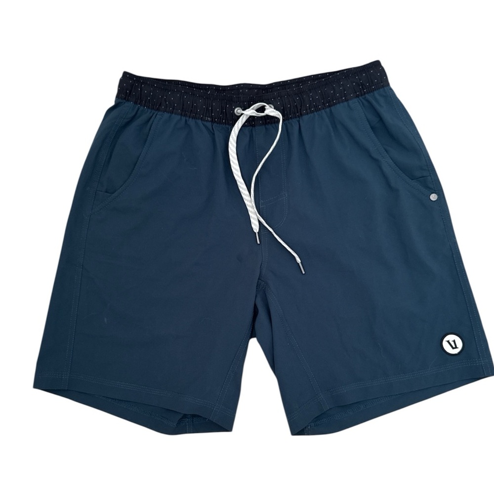 Like New Vuori Men’s kore shorts